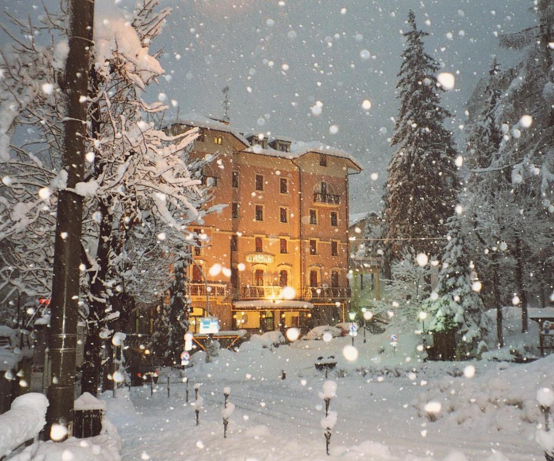 Limone Palace Aparthotel Limone Piemonte Exterior photo