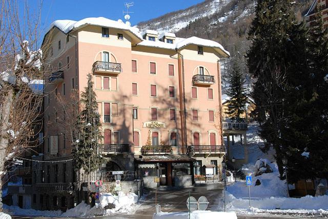 Limone Palace Aparthotel Limone Piemonte Exterior photo