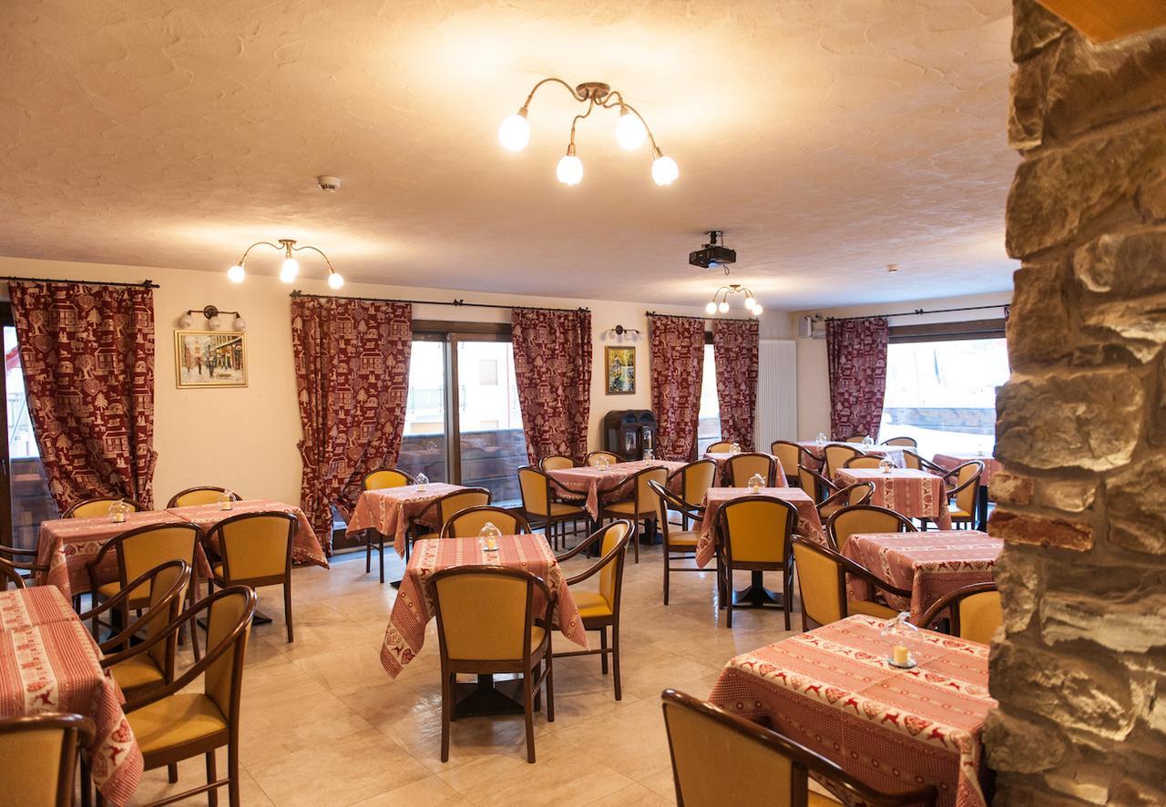 Limone Palace Aparthotel Limone Piemonte Exterior photo