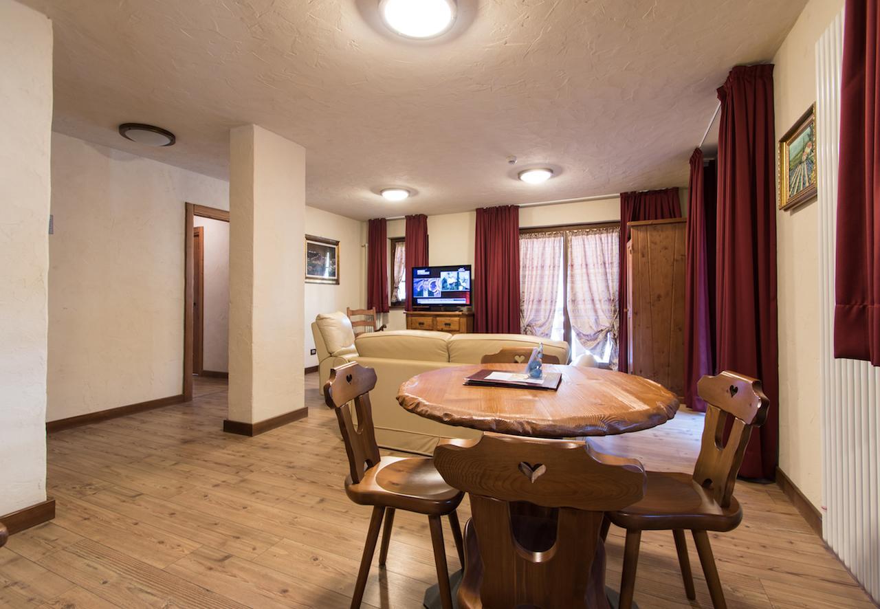 Limone Palace Aparthotel Limone Piemonte Exterior photo